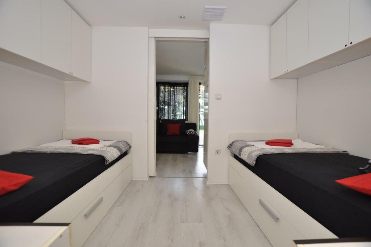 Apartment Toya Slatine Exteriér fotografie
