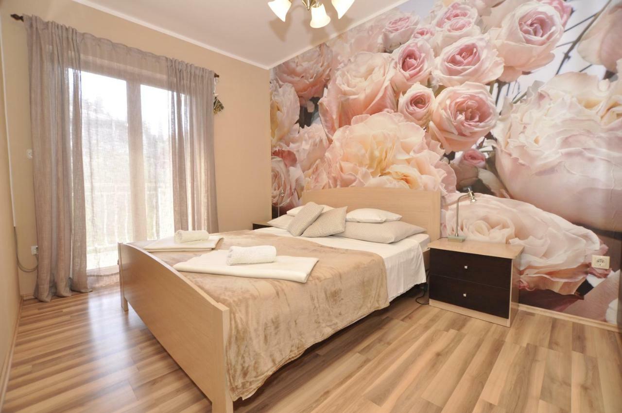 Apartment Toya Slatine Exteriér fotografie