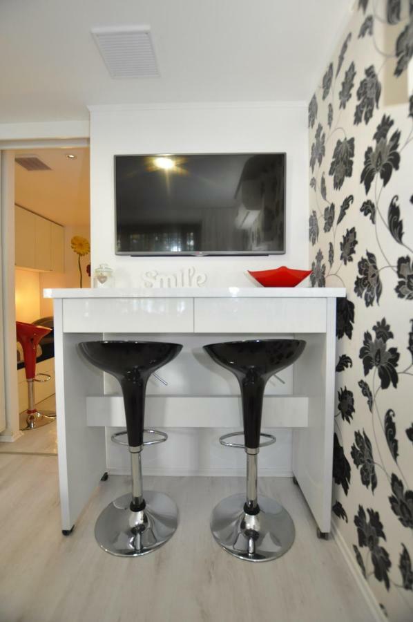 Apartment Toya Slatine Exteriér fotografie
